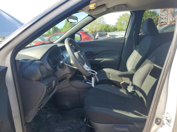 2020 NISSAN KICKS