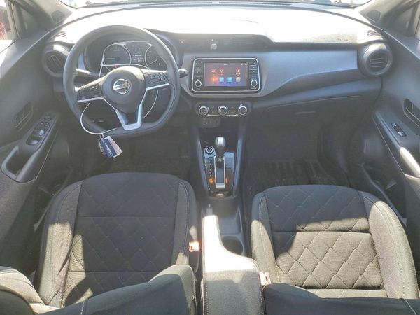 2020 NISSAN KICKS