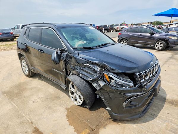 2025 JEEP COMPASS North, Latitude