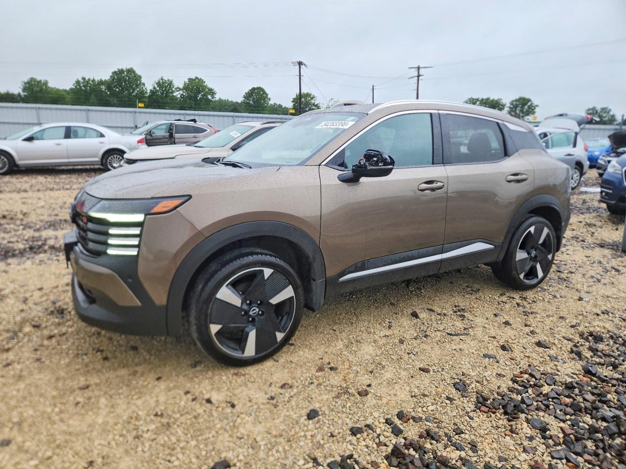 2025 NISSAN KICKS