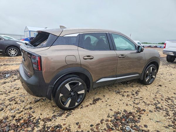 2025 NISSAN KICKS