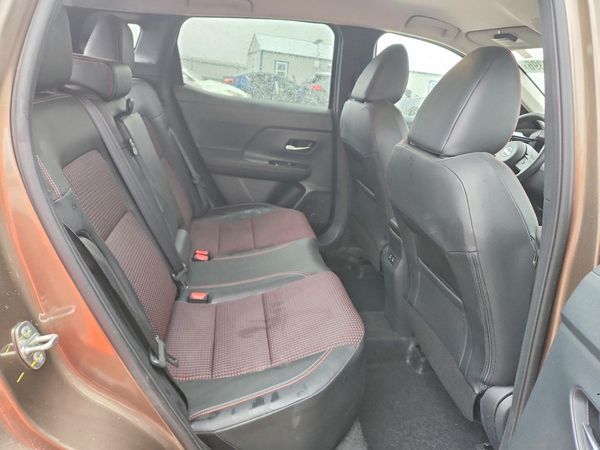 2025 NISSAN KICKS
