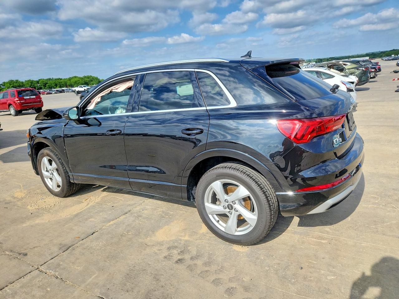 2022 AUDI Q3 quattro Premium