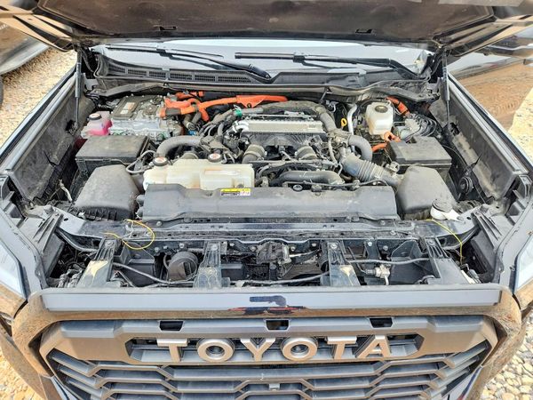 2024 TOYOTA TUNDRA Others