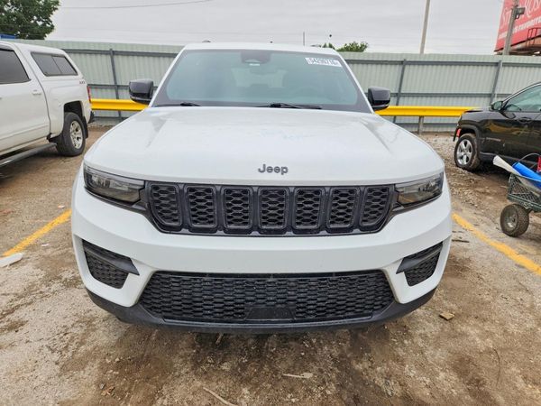 2024 JEEP GRAND CHEROKEE LAREDO 4X4