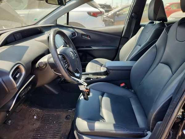 2022 TOYOTA PRIUS — DENT