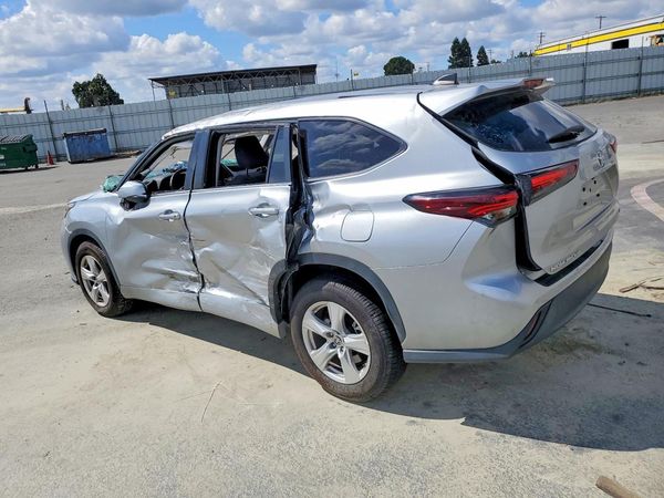 2024 TOYOTA HIGHLANDER