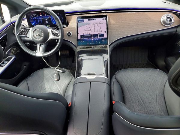 2023 MERCEDES-BENZ EQE SEDAN