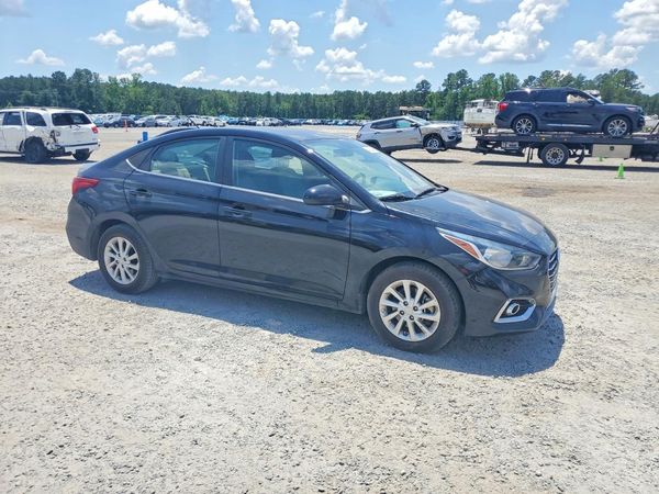 2022 HYUNDAI ACCENT SE, SEL