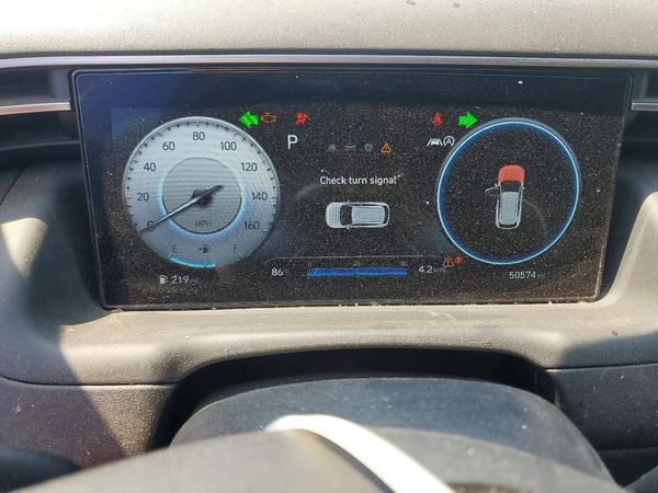 2024 HYUNDAI TUCSON SE