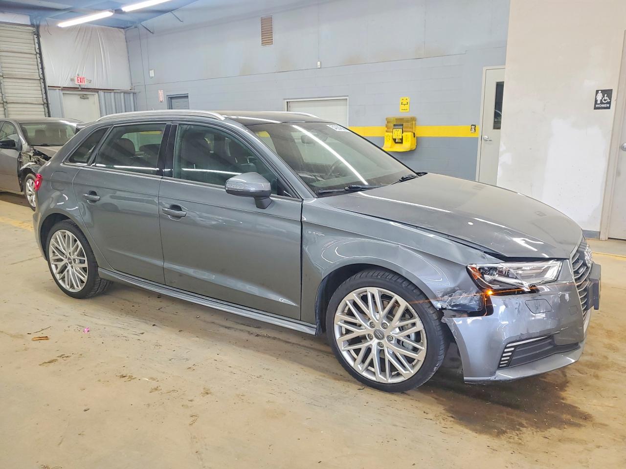 2018 AUDI A3