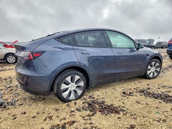 2023 TESLA Y
