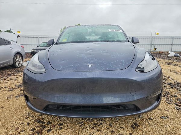 2023 TESLA Y