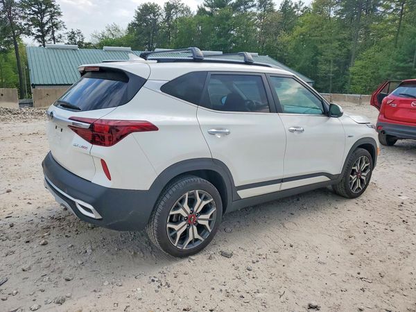 2021 KIA SELTOS SX