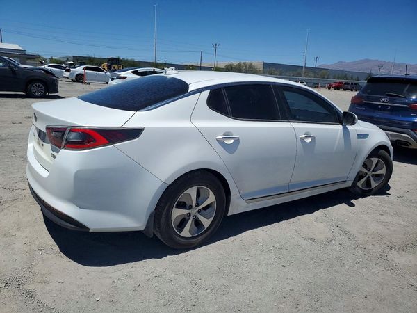 2015 KIA OPTIMA GL - Middle-low