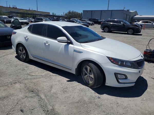 2015 KIA OPTIMA GL - Middle-low