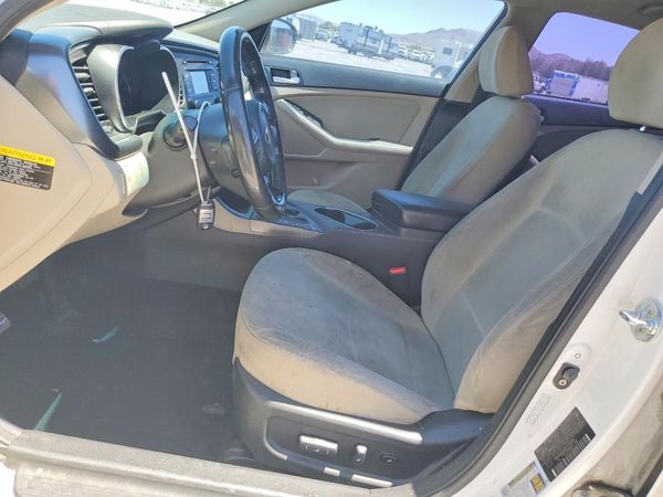 2015 KIA OPTIMA GL - Middle-low