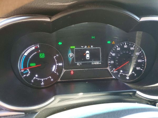 2015 KIA OPTIMA GL - Middle-low