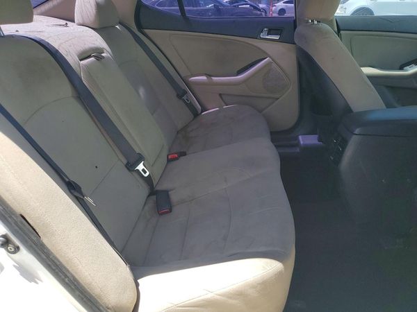 2015 KIA OPTIMA GL - Middle-low