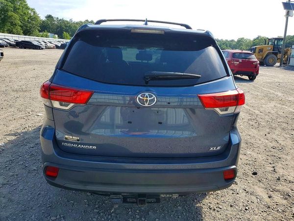 2019 TOYOTA HIGHLANDER SE/XLE