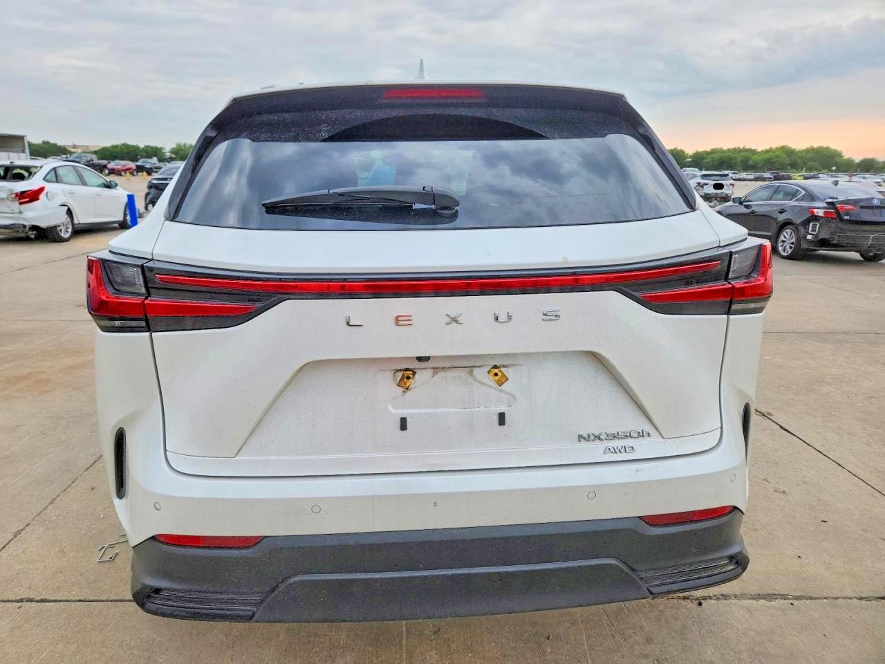 2023 LEXUS NX 350h Premium