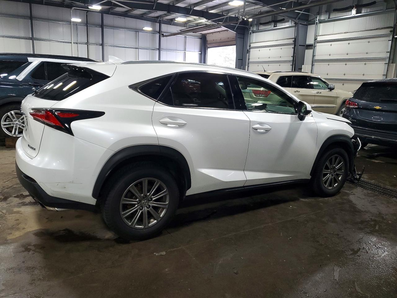 2015 LEXUS NX 200t Luxury