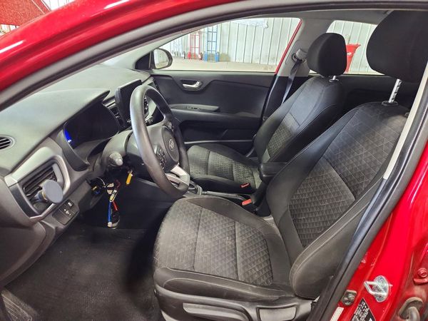 2021 KIA RIO LX, S