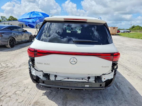 2024 MERCEDES-BENZ EQB EQB 300 4MATIC