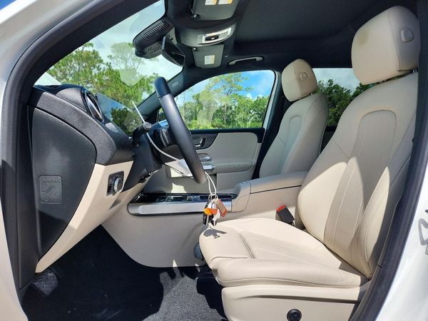 2024 MERCEDES-BENZ EQB EQB 300 4MATIC