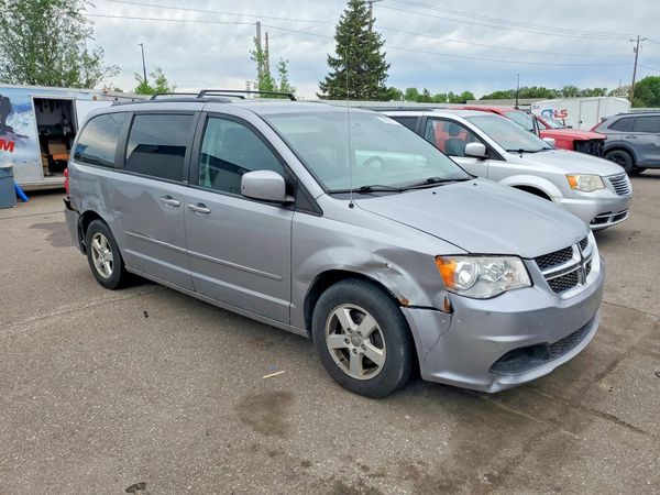 2013 DODGE GRAND CARAVAN