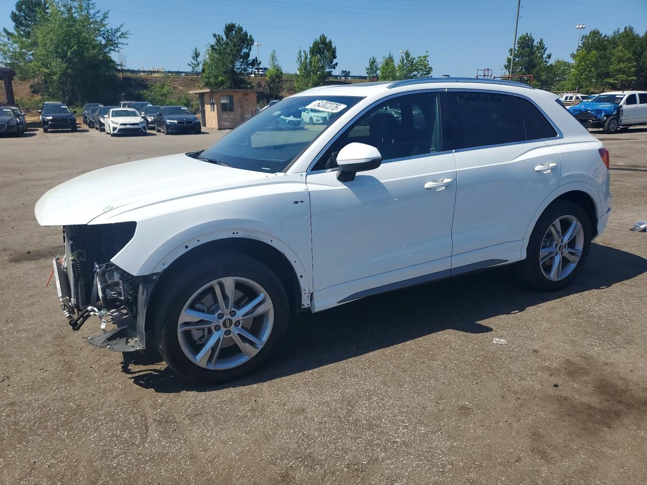 2023 AUDI Q3