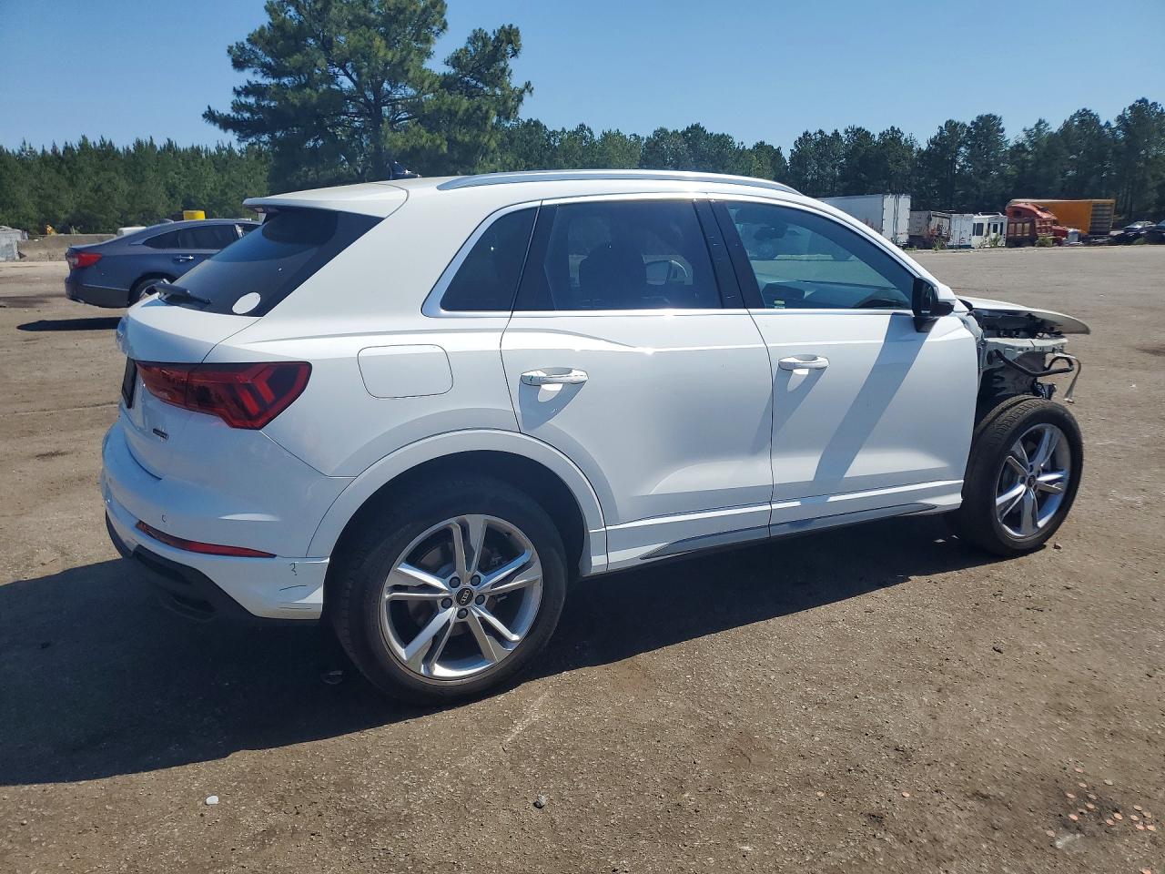 2023 AUDI Q3