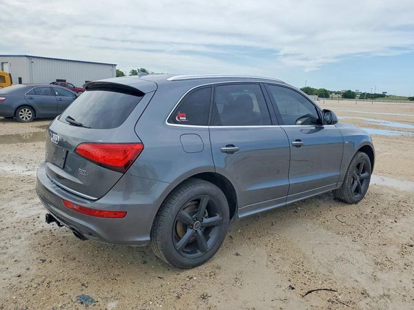 2017 AUDI Q5 quattro Premium Plus