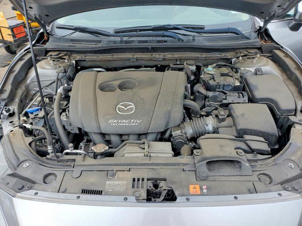 2015 MAZDA 3 Touring/GS