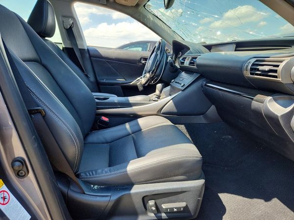 2015 LEXUS IS