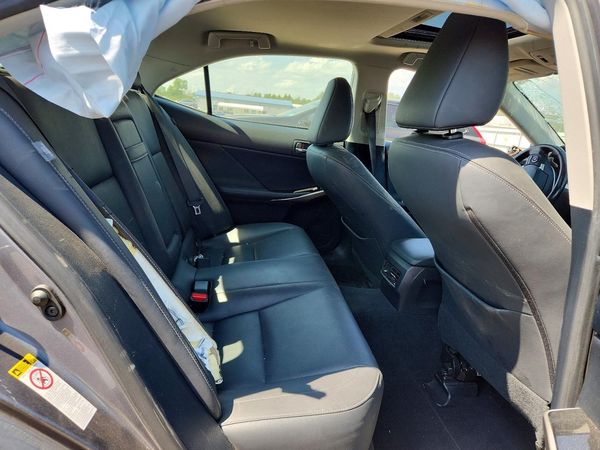 2015 LEXUS IS