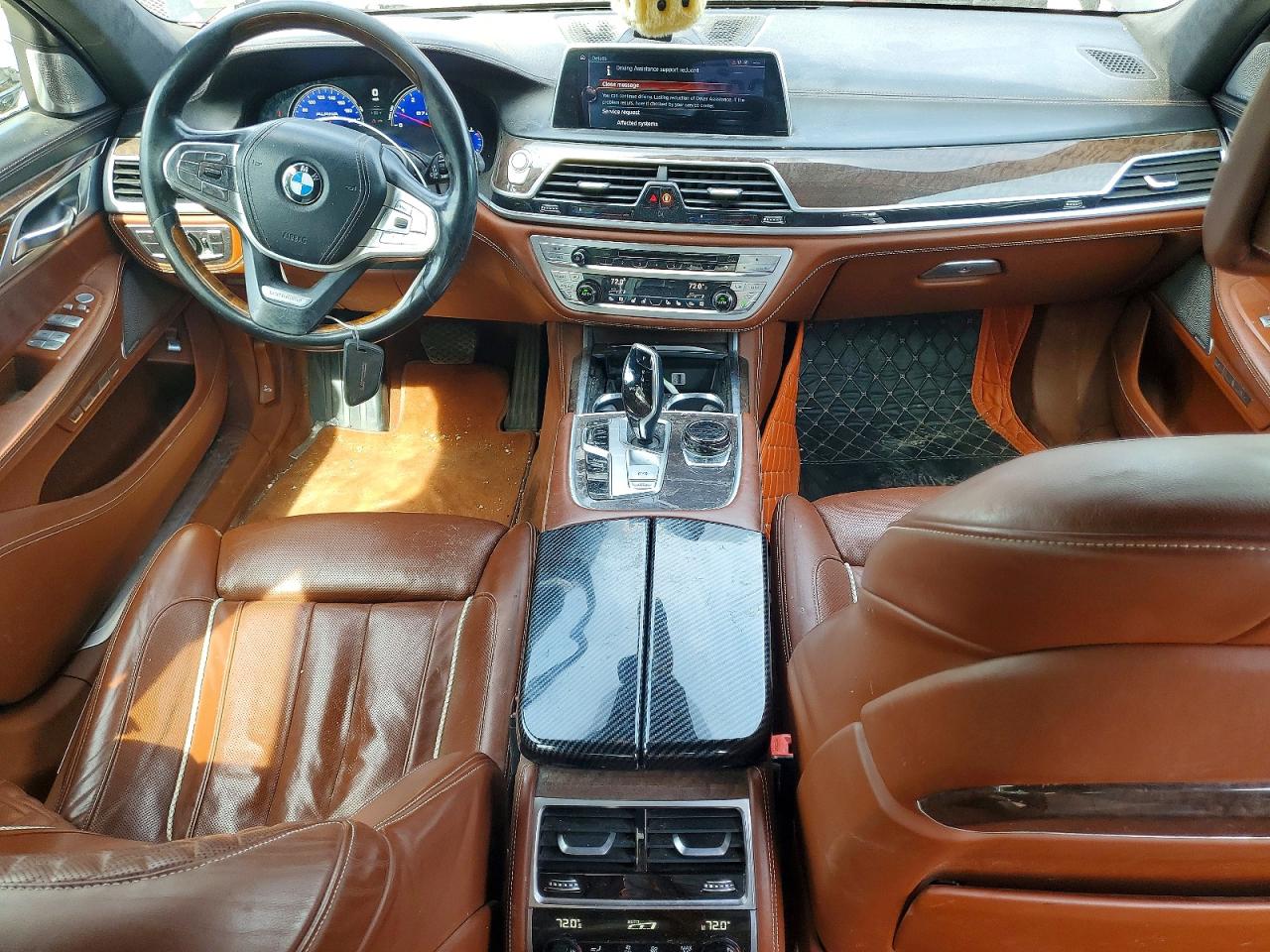 2016 BMW 750 xDrive