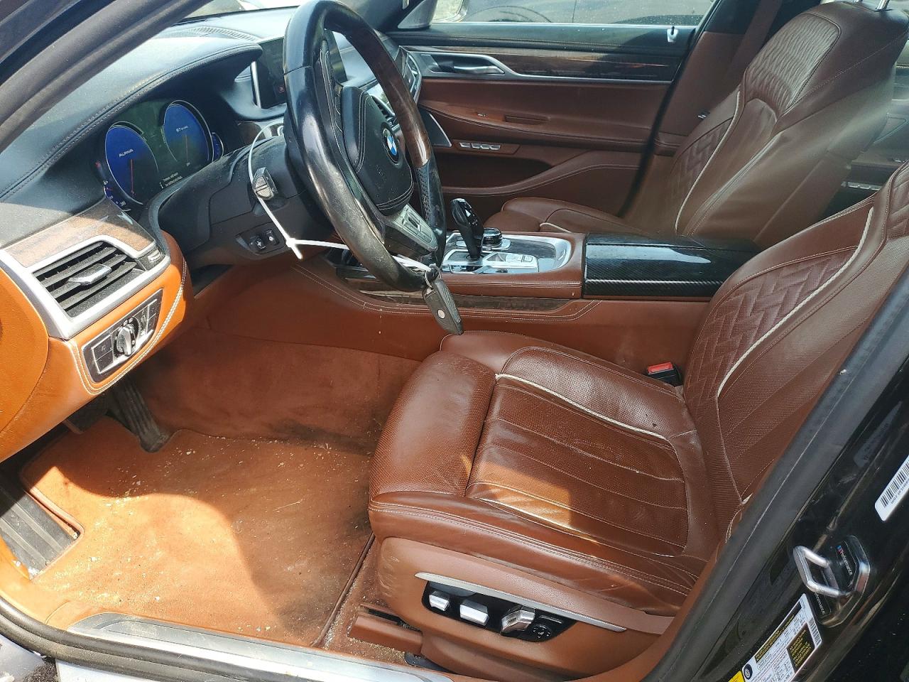 2016 BMW 750 xDrive
