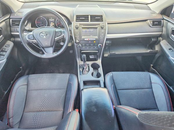 2015 TOYOTA CAMRY
