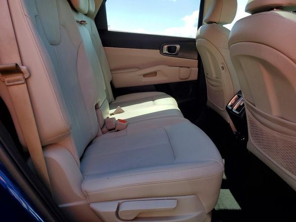2021 KIA SORENTO
