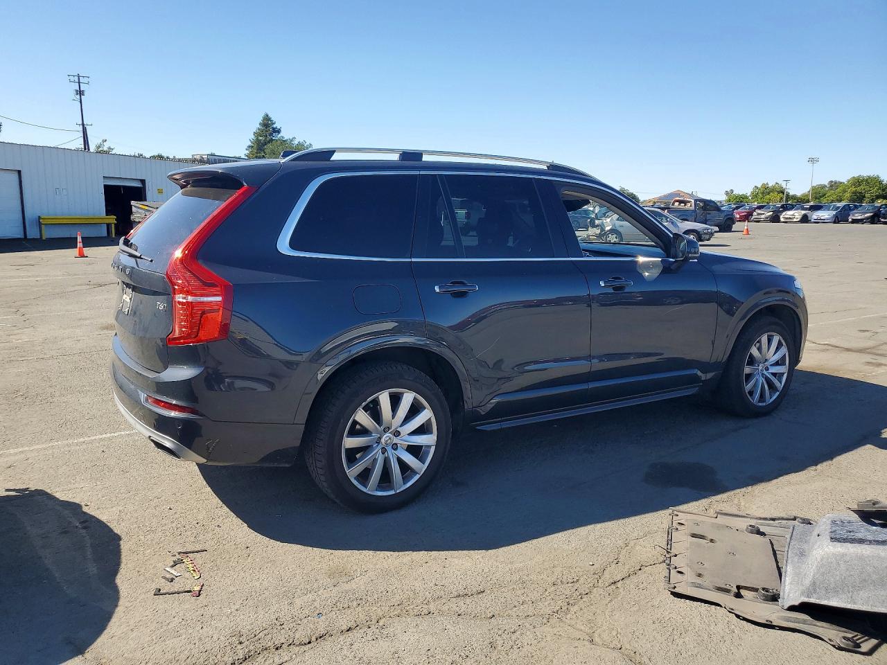 2016 VOLVO XC90 SV42 Momentum