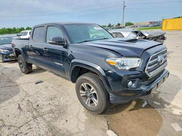 2016 TOYOTA TACOMA