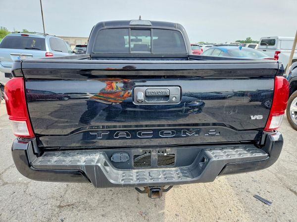 2016 TOYOTA TACOMA