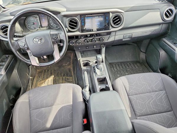 2016 TOYOTA TACOMA