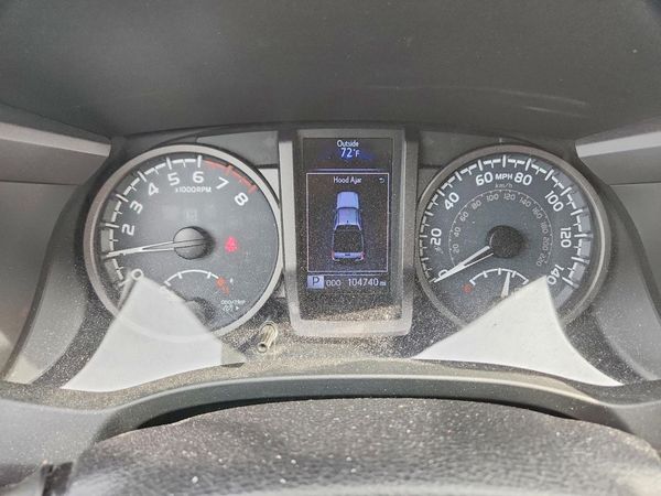 2016 TOYOTA TACOMA