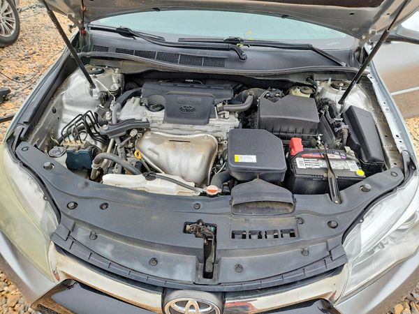 2016 TOYOTA CAMRY