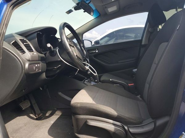 2017 KIA FORTE LX Popular, S