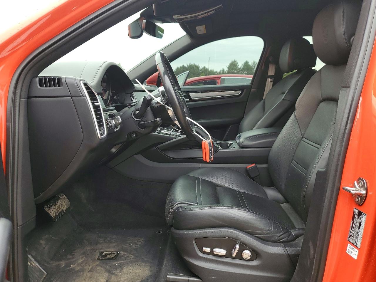 2020 PORSCHE CAYENNE Coupe