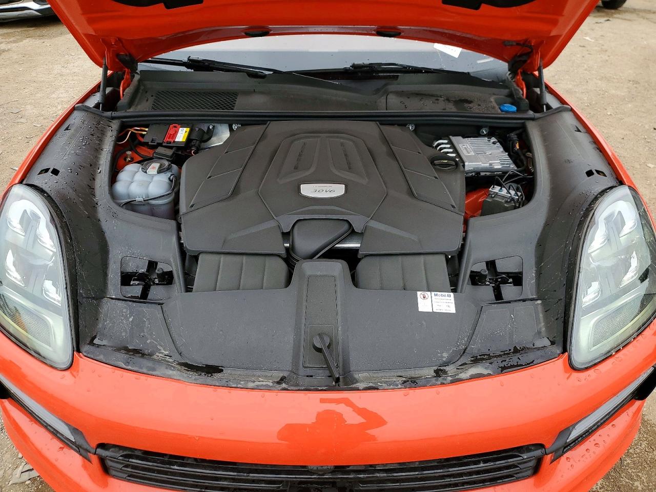 2020 PORSCHE CAYENNE Coupe