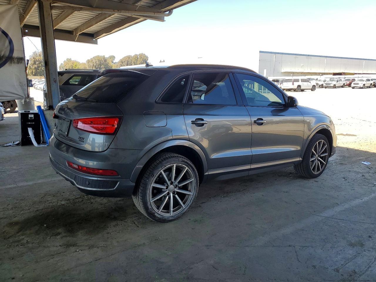 2018 AUDI Q3